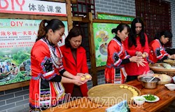 DIY体验式旅游颇受游客欢迎