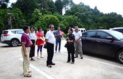 两岸青年农业论坛组委会到我县考察