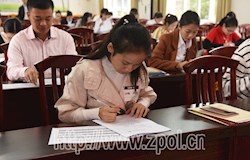 中航集团到我县开展扶贫专项招聘会