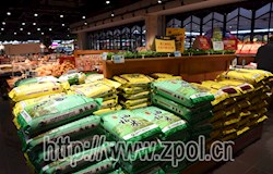 我县生活必需品市场货源充足 品种丰富