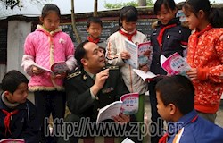 人武部干部十年助学情不断