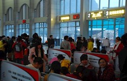 全市1006辆春运客车整装待发