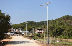 【脱贫感党恩 奋进新起点】为民解难题助力脱贫攻坚 彰显国资国企责任与担当