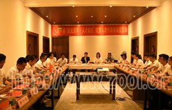 【寻红色印记 展人才风采】我县召开“建党百年·人才献礼”优秀人才代表座谈会