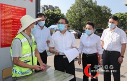 贺州市委书记李杰云到钟山县调研