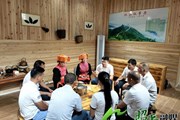 仙回瑶族乡：“煨茶议事厅”“煨”出 瑶乡幸福声