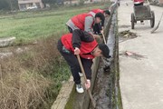 北陀镇开展“清淤杂、通沟渠”助力农田水利建设志愿服务活动