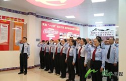 昭平县税务局：“七一”重温入党誓词 初心使命再焕光华