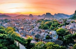 跑一场马拉松，享多重福利，速看→