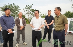 现场办公解难题 力促项目再提速