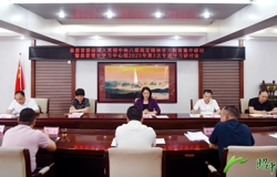 昭平县委常委会深入贯彻中央八项规定精神学习教育集中研讨暨县委理论学习中心组2025年第3次专题学习研讨会召开
