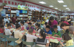 小满盈夏 以书为光