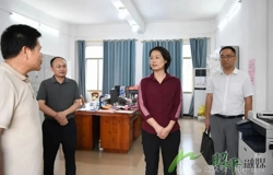 邹红英深入黄姚镇调研