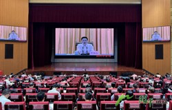 昭平县收听收看贺州市委农村工作领导小组2025年第一次工作会议暨全市巩固拓展脱贫攻坚成果同乡村振兴有效衔接工作及田长林长工作会议