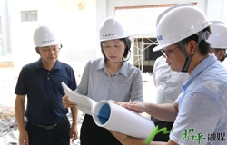 邹红英调研指导工业园区建设