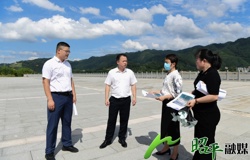 周强调研2025年中国龙舟公开赛（广西·昭平站）筹备情况