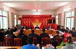 刘翔到昭平县开展人大代表进站履职活动