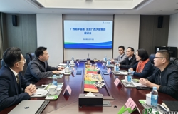 邹红英率队赴北京开展招商考察