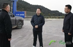 周强调研道路交通安全及项目建设工作