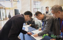 聚焦市两会｜出席贺州市第五届人民代表大会第七次会议的昭平县人大代表团向大会报到